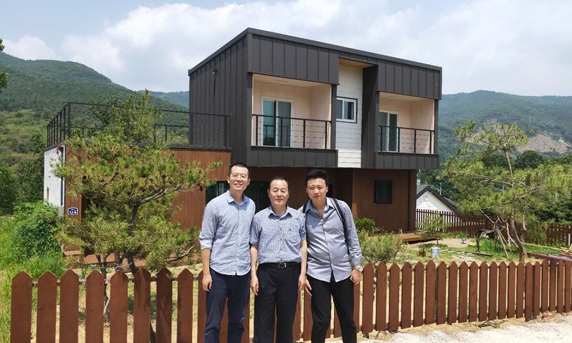 Customer Group Photo Name