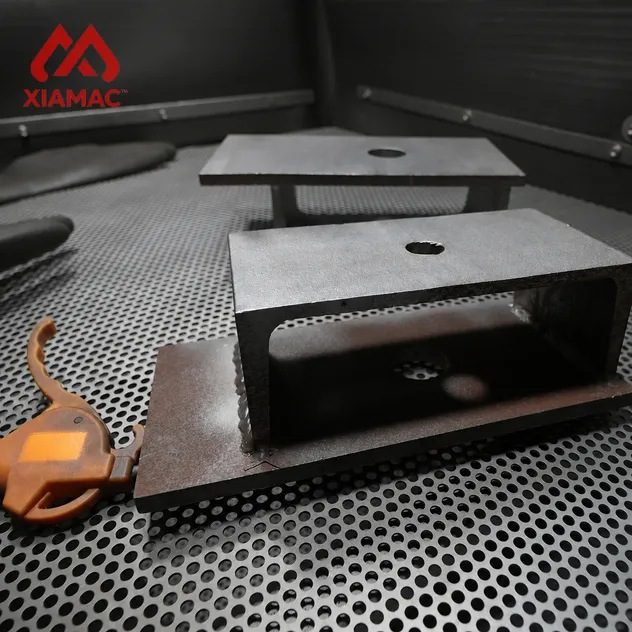 Stainless Steel Wet Sandblasting Machine Vapor Blasting Cabinet Closed Loop Sand Blaster Equipment for Metal Surface Cleaning Finishing