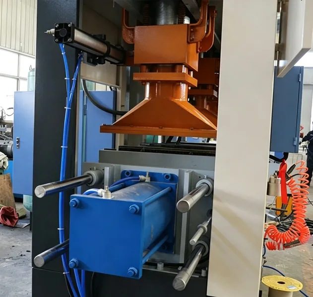 Versatile Double-Station Core Shooting Equipment for Efficient Production