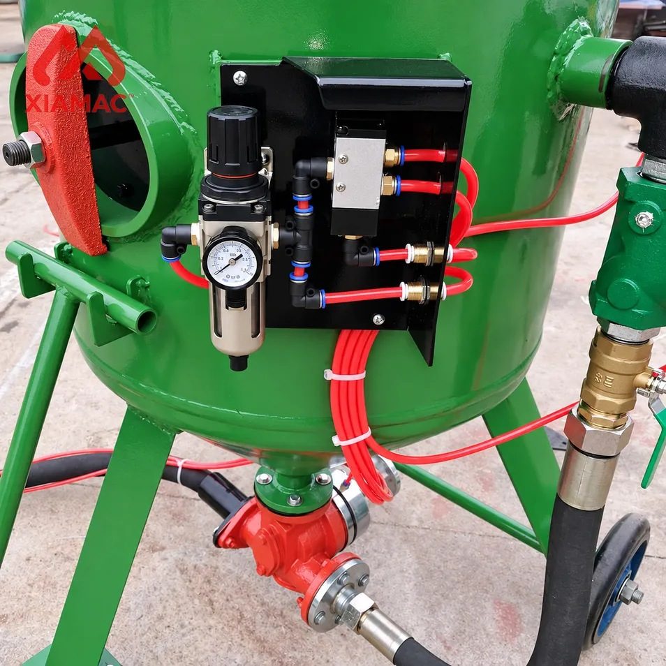 Portable Semi-Automatic Sand Blasting Machine with Engine and Pump for High Pressure Cleaner Burnishing and Rust Removal