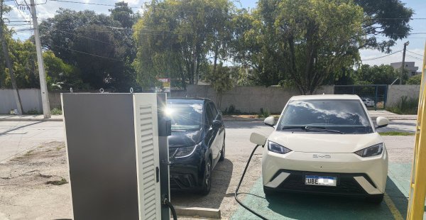 Driving Brazil's Green Mobility: Penoda PDB 120kW DC Fast Charger Becomes the Mature Choice for BYD Owners