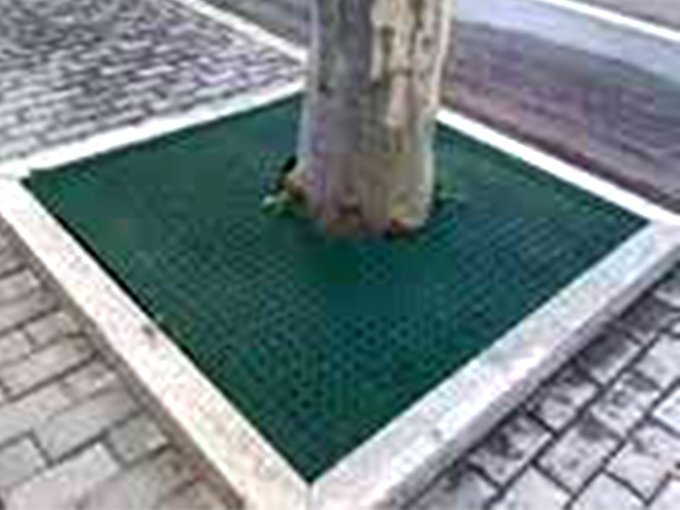 Rejilla para árbol