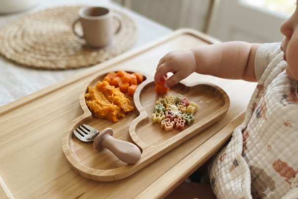 New Arrival: Dual Compartment Bamboo Cloud Kids Plate – Safe, Cute & Practical Mealtime Essential