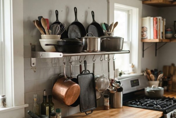 How Heavy Is Too Heavy? Safe Load Limits For Wall‑Mounted Kitchen Racks